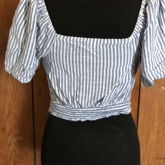 Crop top - Picture 2 of 2